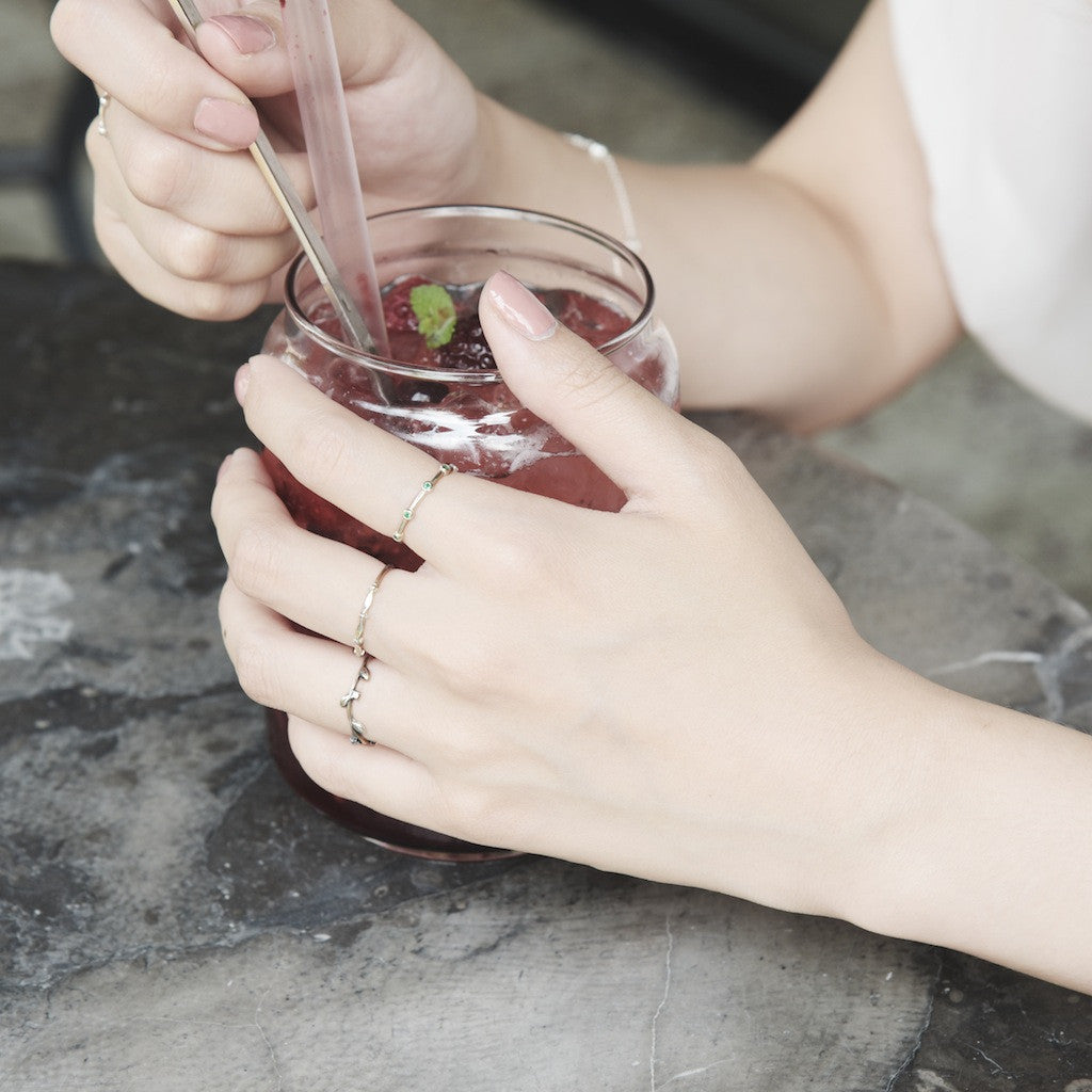 Slim Droplet Ring - BE.ARUM
- 2