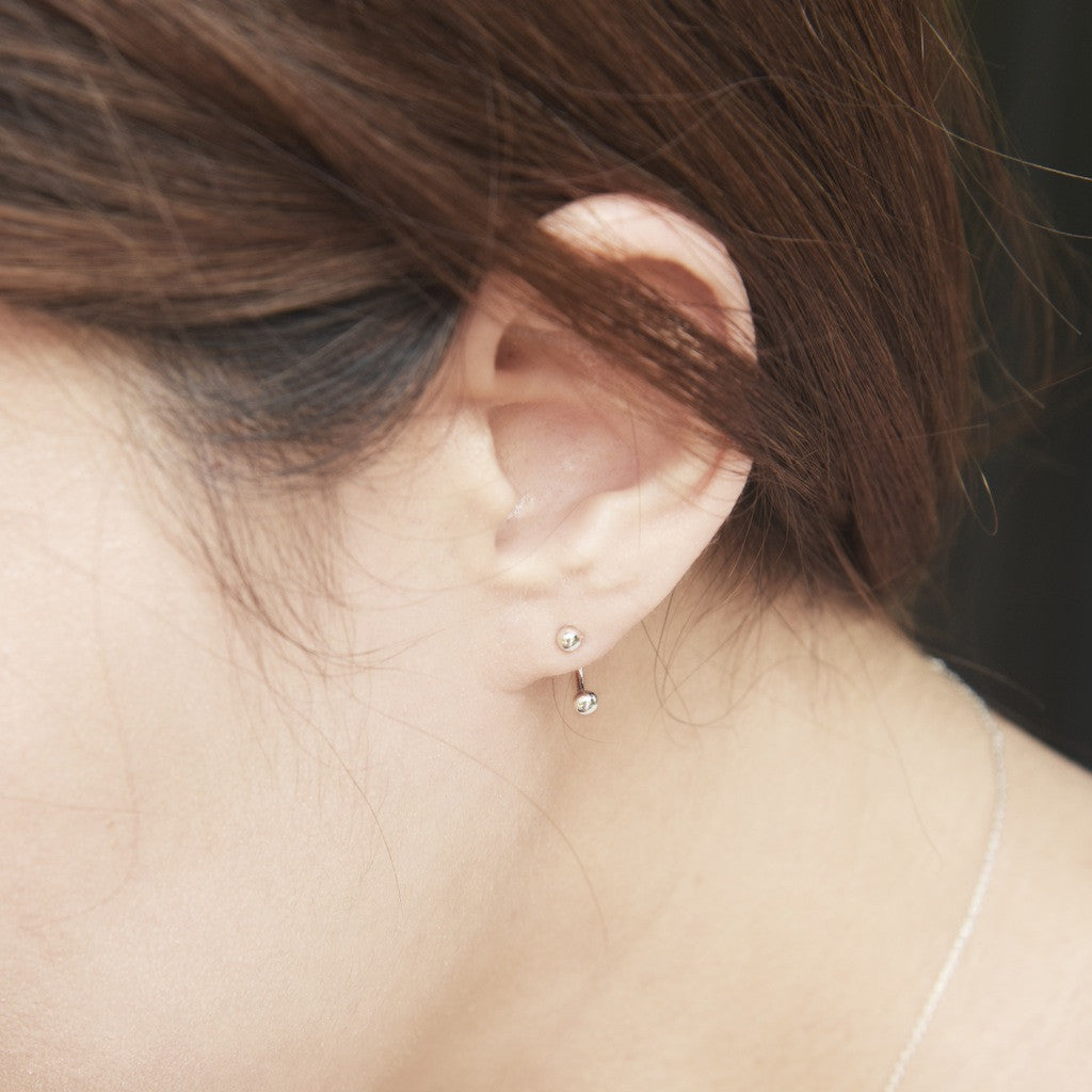 Top and Bottom Point Earrings - BE.ARUM
- 3
