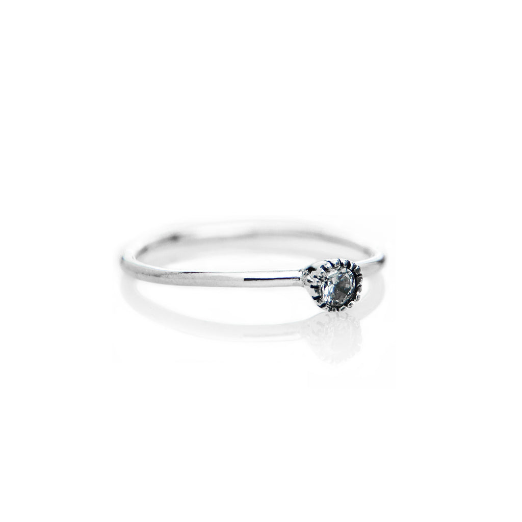 Stone Ring (White CZ) - BE.ARUM
- 2