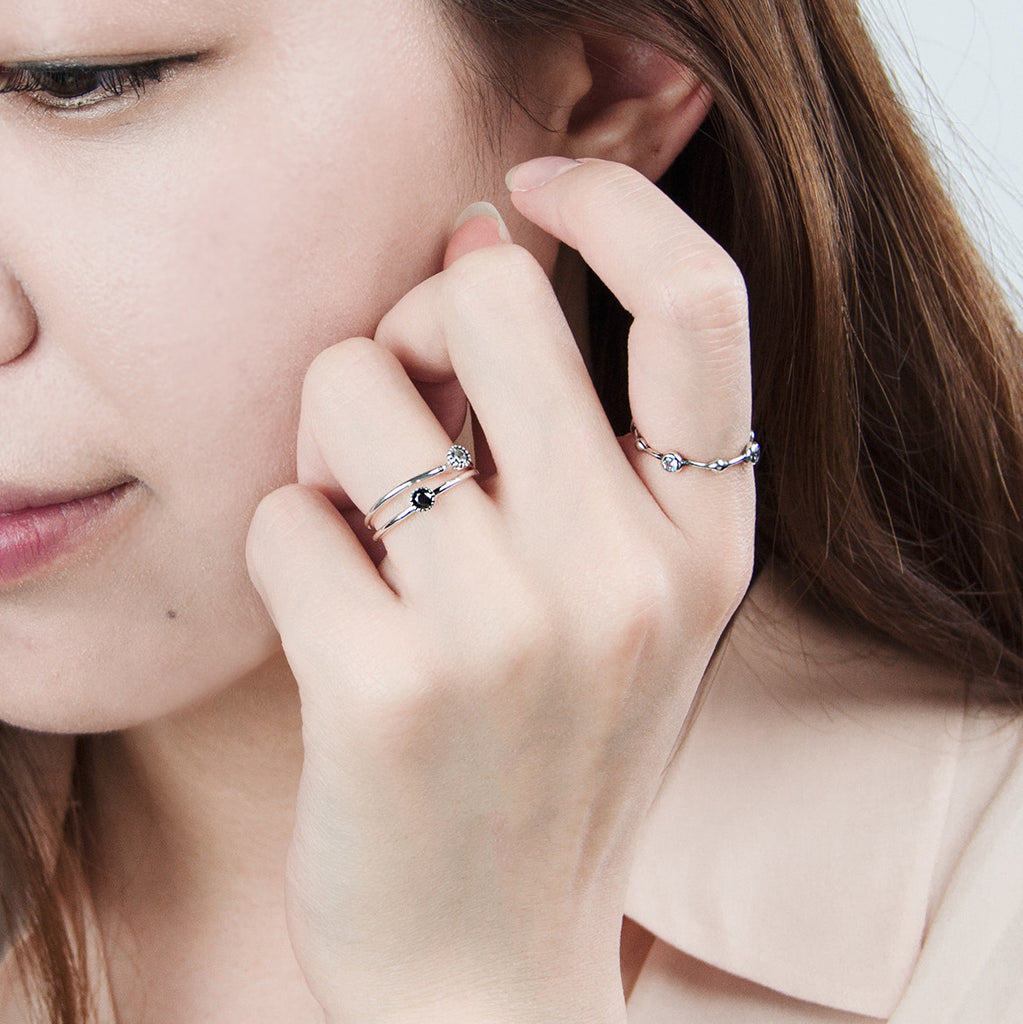 Stone Ring (Black CZ) - BE.ARUM
- 3