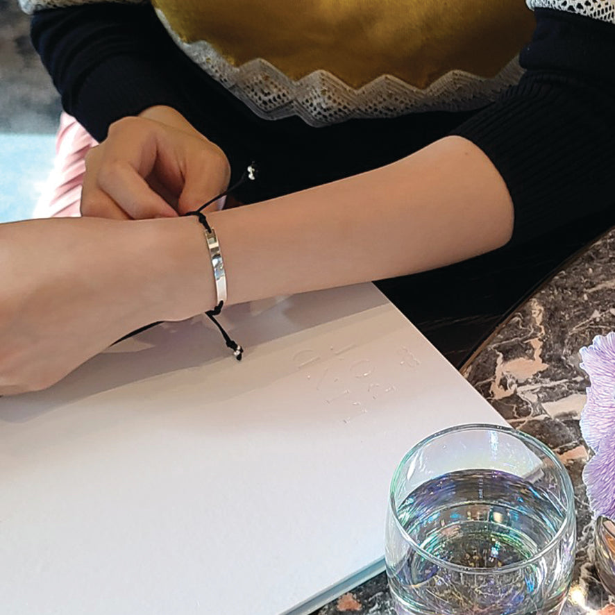 You are beautiful as you are Bracelet Black